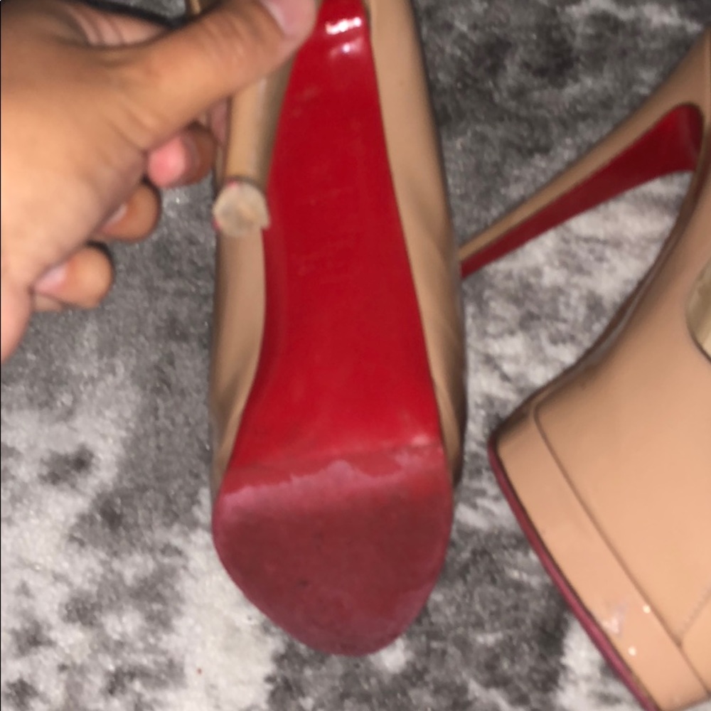 Christian louboutin stilettos - Picture 4 of 5